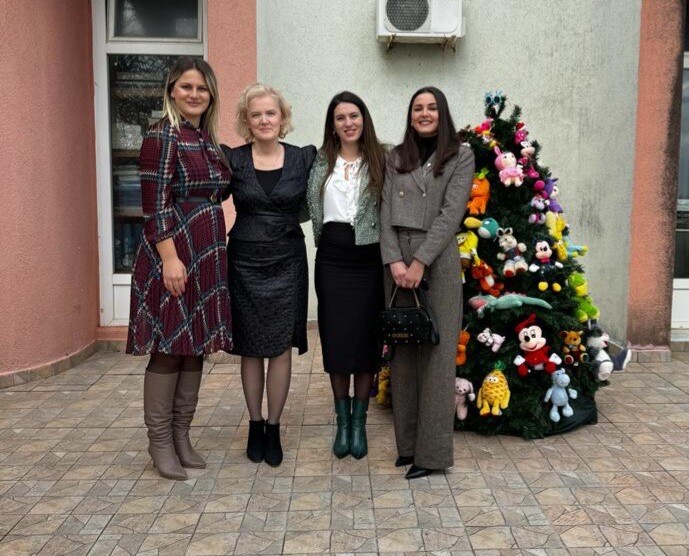 Asocijacija žena PES-a: Nemojmo da nam dobročinstvo bude praksa samo u toku pretpraznične euforije