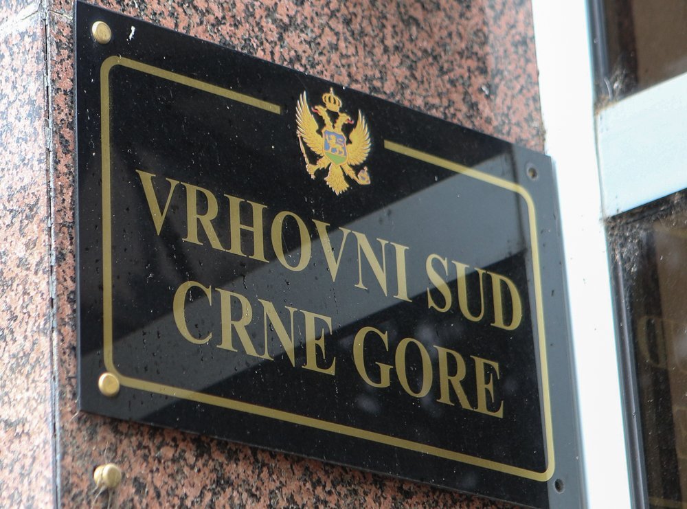 Pitaju je li zakonito povećati samo minimalnu penziju