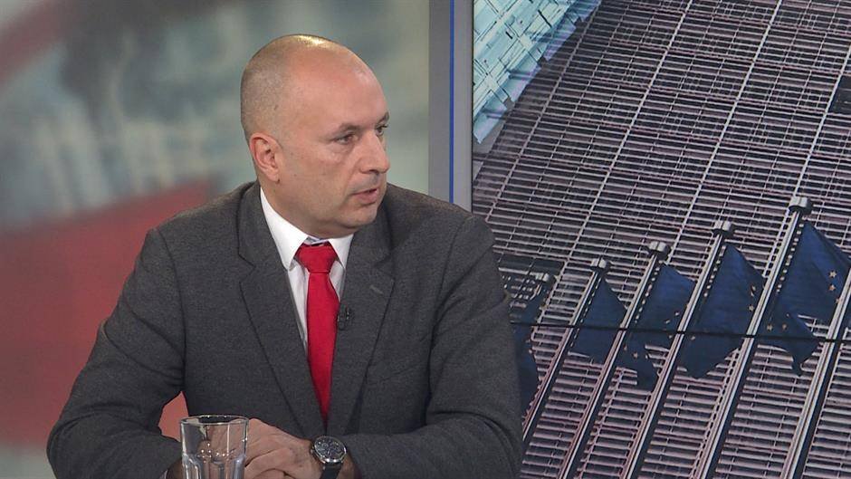 Međak: Vlast će snositi posljedice ako odbije istragu o krađi izbora