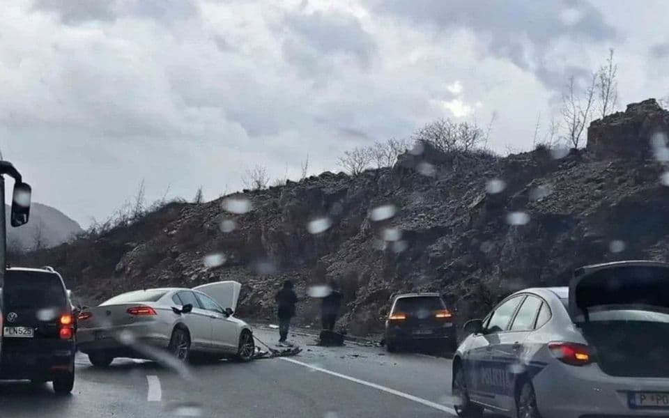 Sudar tri vozila kod tunela Mekavac, jedna osoba povrijeđena