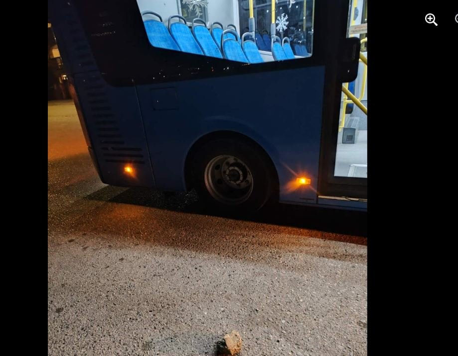 Putnica kamenom gađala autobus Gradskog saobraćaja Podgorica