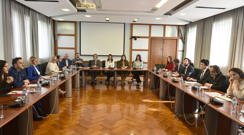 Vuković sa predstavnicima MMF-a: Važno raditi na ekonomskoj diverzifikaciji