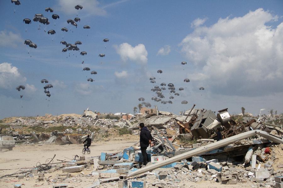 Hamas apelovao da se prekine isporuka pomoći padobranima