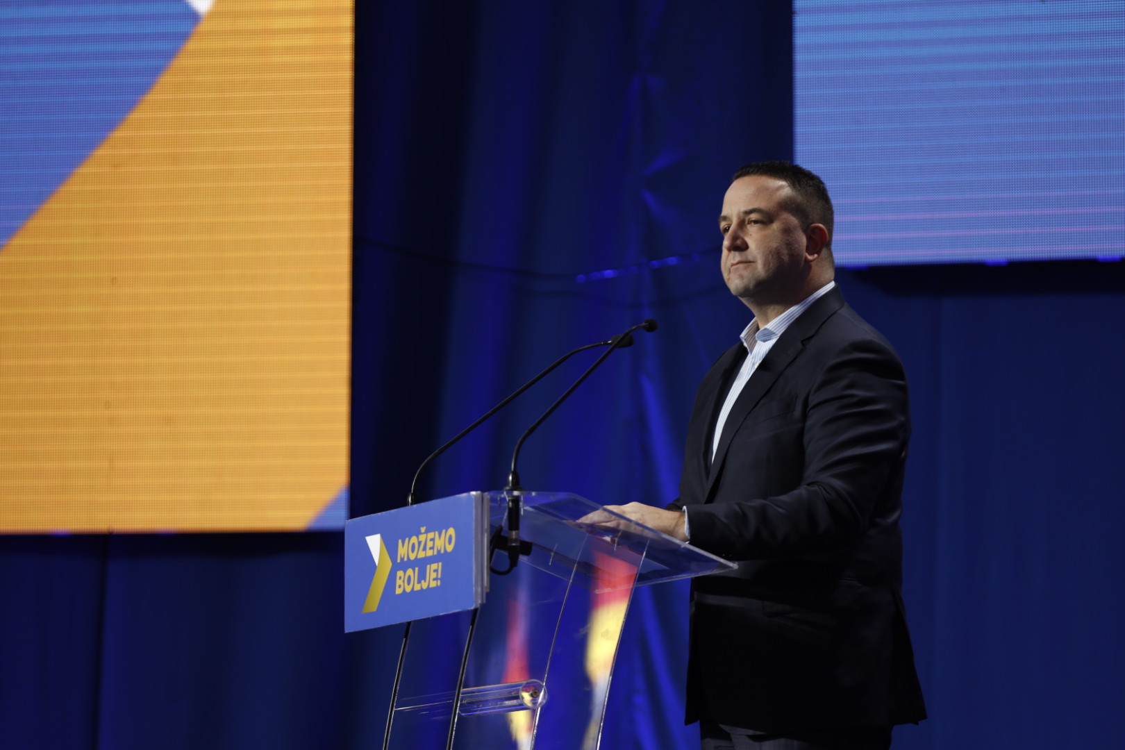 Eraković: Od međusobnog šamaranja PES i Demokrata puca po obrazu naše države, ova bruka mora da se prekine
