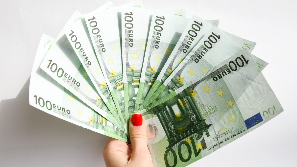JEDAN KLIK JE DOVOLJAN – Prijavite se na OVOM LINKU i preuzmite 100 EURA – potpuno besplatno!