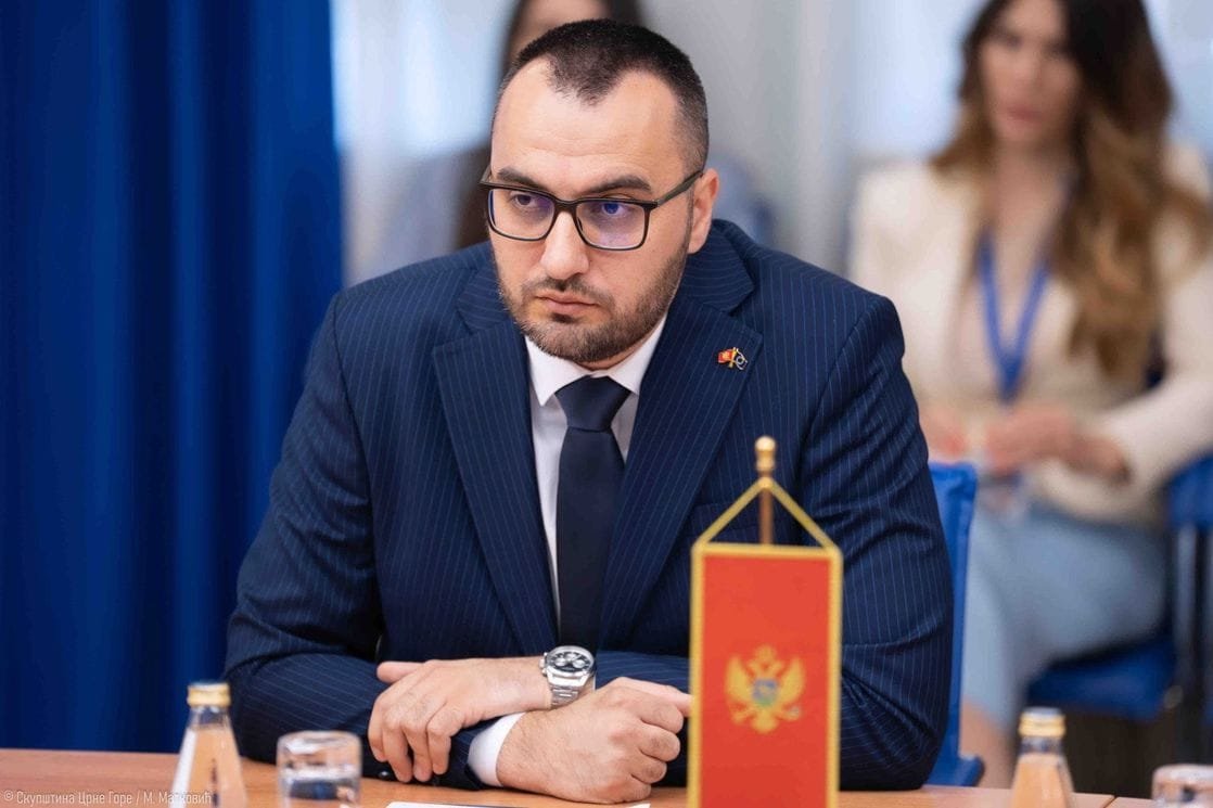 Stijepović Zirojeviću: Ako se Šaranović prepao od vas iz SD-a – ne bilo ga