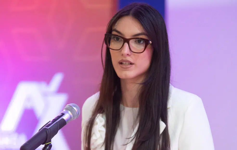 Šćepanović: Poražavajući porast nasilja nad ženama u Nikšiću, dok Jelić s nakaradnim stavovima i dalje ostaje direktor Pozorišta