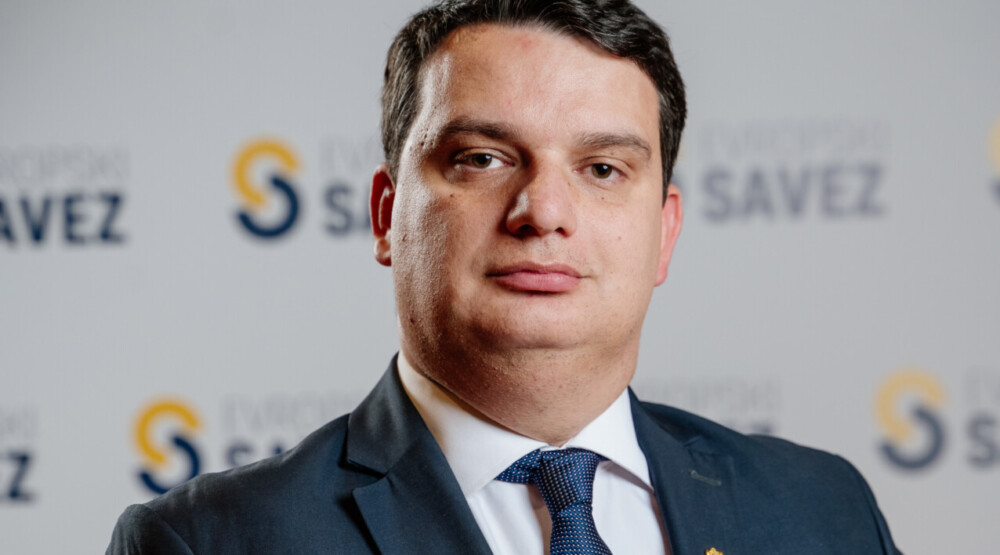 Odžić: Ko glasa za povećanje PDV-a u turizmu, glasa za gašenje turizma u Crnoj Gori