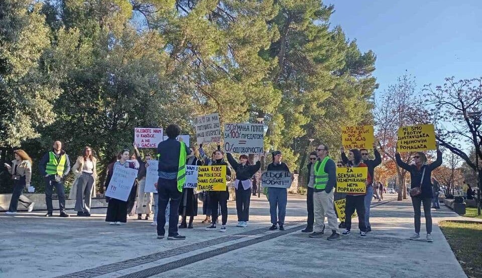 Blokiran Bulevar kod Gimnazije ,,Slobodan Škerović”