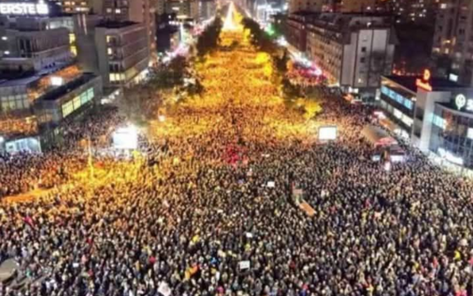 Danas u Beogradu protest studenata, traže vanredne izbore