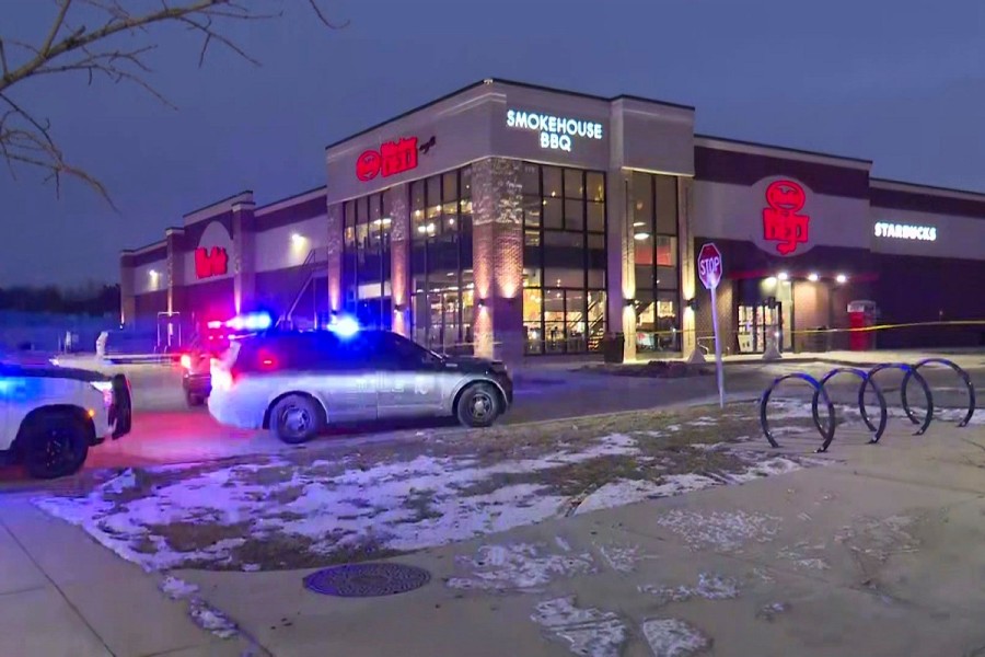 SAD: U napadu u prodavnici ubijeno troje ljudi, među kojima i napadač