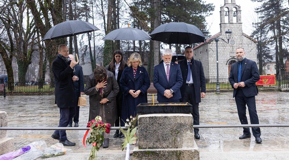 Pavel boravio na Cetinju, zapalio svijeću u pomen žrtvama tragedije