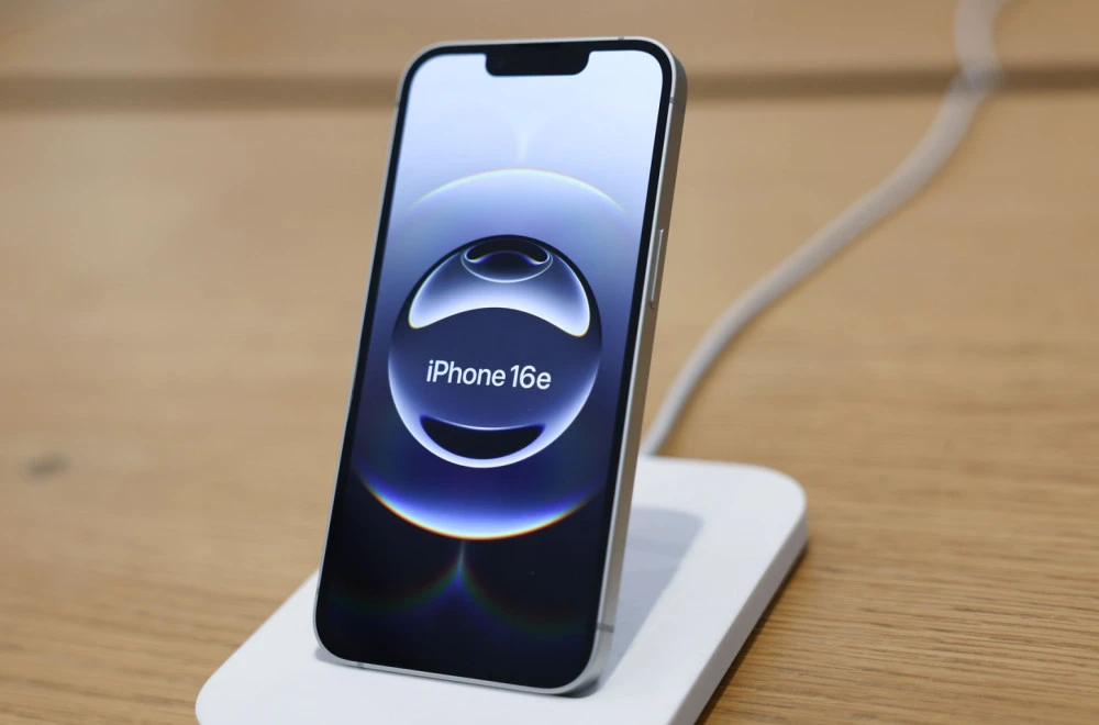 (VIDEO) iPhone 16e rastavljen, evo šta je unutra