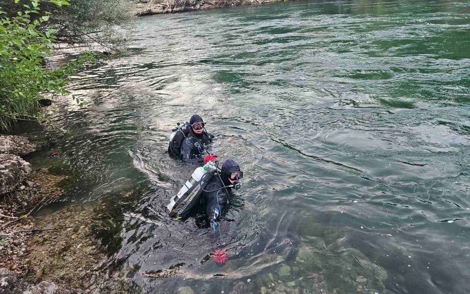 Prvi dan potrage bez rezultata, nabujala rijeka otežava ronjenje