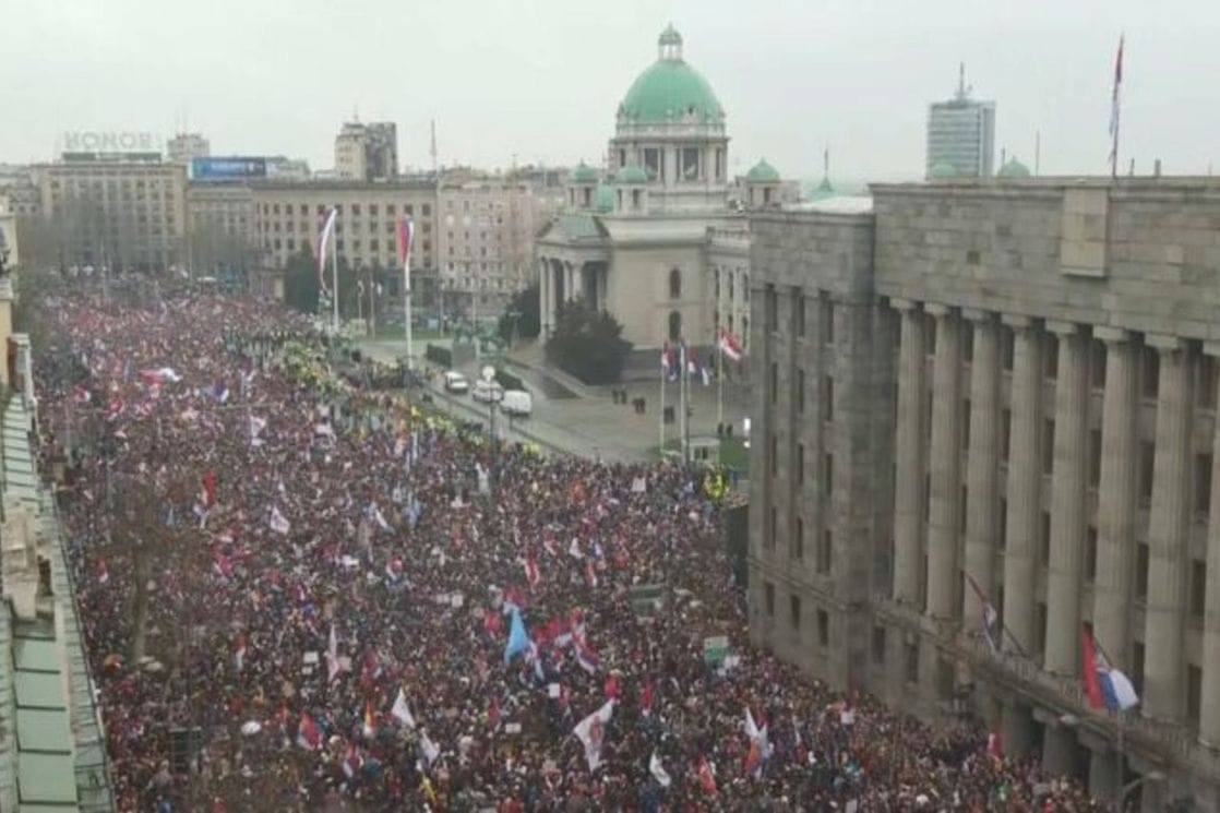 Škole u Srbiji i ove nedjelje bez normalne nastave: Čak i da smo razmišljali o povratku, poslije 15.03. se ne osjećamo bezbjedno