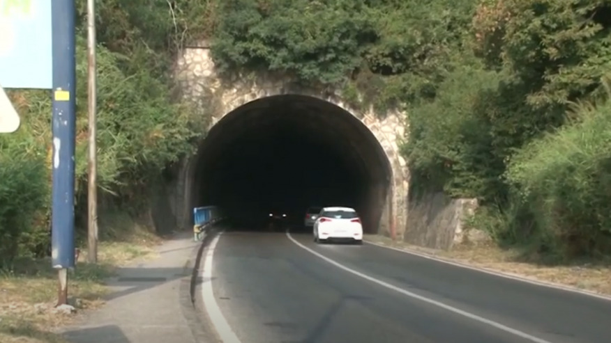 Narednih dana obustava saobraćaja na putu Kotor – Budva, u noćnim satima, zbog radova na rasvjeti tunela Mogren