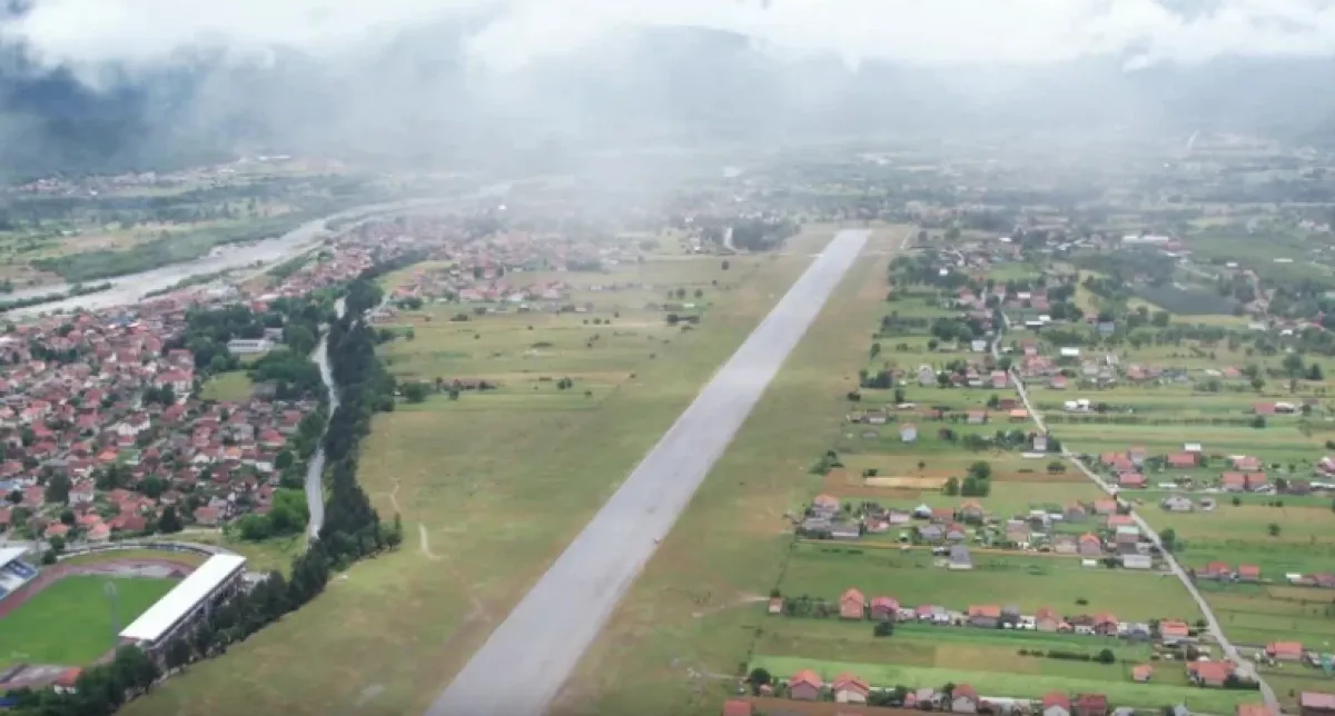 Maloljetnik osuđen na tri godine zatvora zbog smrti djevojčice na aerodromskoj pisti u Beranama