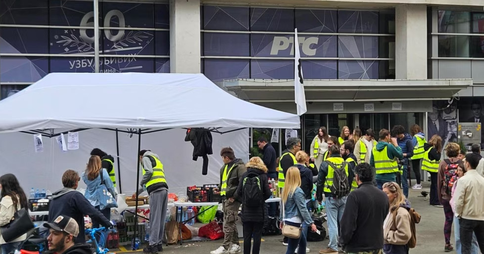 Šesti dan blokade zgrada RTS-a