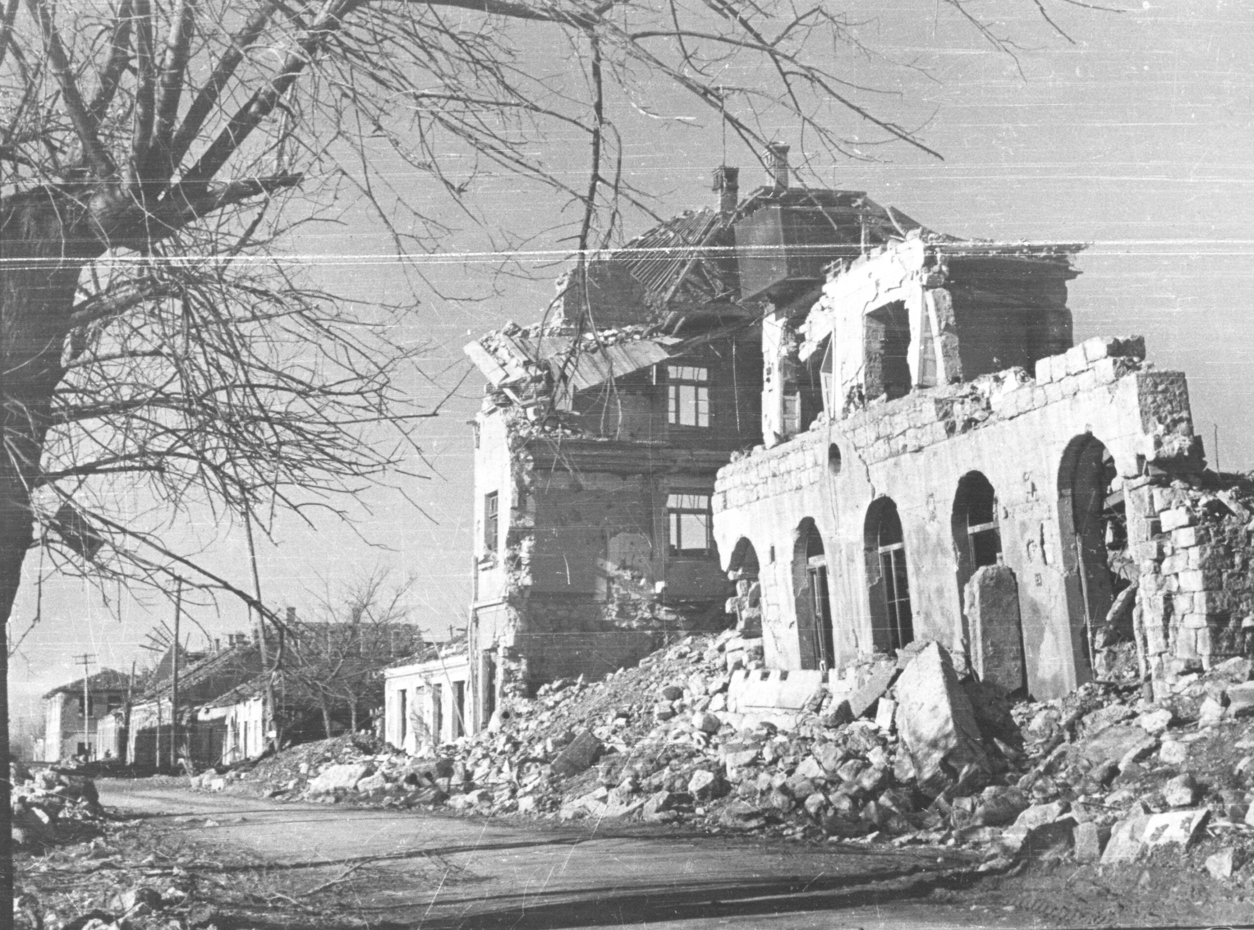 Podgorica nakon bombardovanja 1944. godine