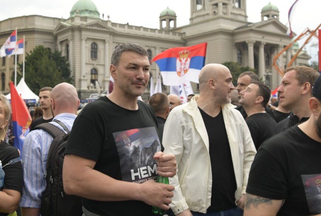 VIDEO Popović: Vladimir Mandić se sukobio sa studentima, šutnuo mladića