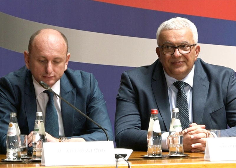 Mandić, Knežević i njihove stranke ignorisali prijem za Dan nezavisnosti Crne Gore
