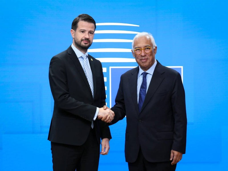 Jakov Milatović i Antonio Košta (FOTO: Kabinet predsjednika CG)