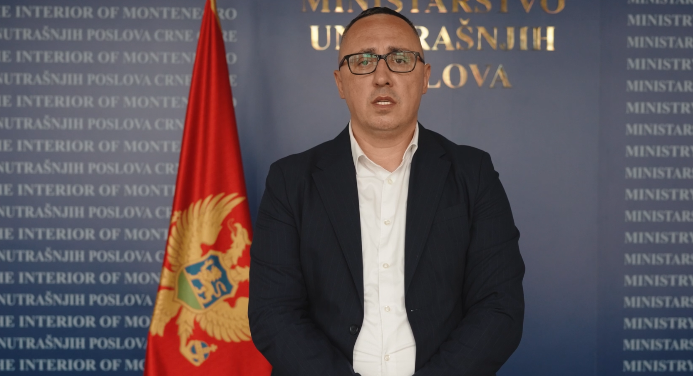 (VIDEO) Rolović: Osumnjičeni za pripremanje ubistva u Budvi višestruki povratnici u izvršenju krivičnih djela u Srbiji