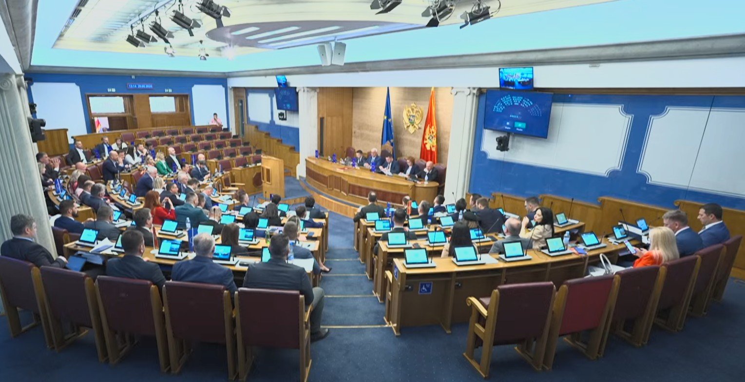 Mandić prekinuo sjednicu, nastavak trećeg juna