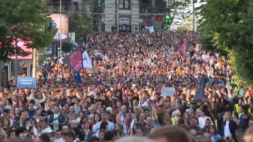 Završen studentski protest u Beogradu, uz poziv na novo okupljanje 1. juna širom Srbije