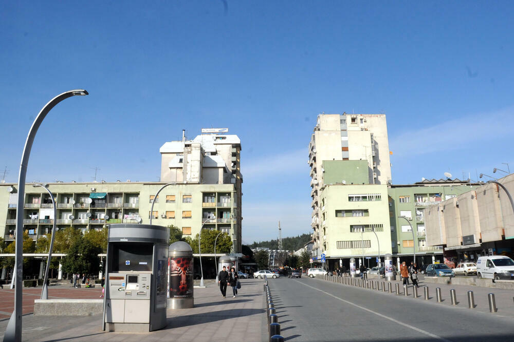 Podgorica: Policija sankcionisala 17 vozača, i pored zabrane kretali se Ulicom slobode