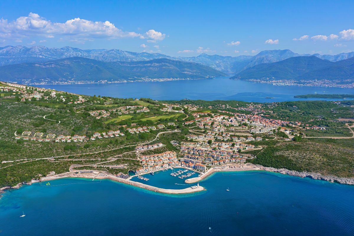 ZLATNI RITAM LJETA U LUŠTICA BAY-U