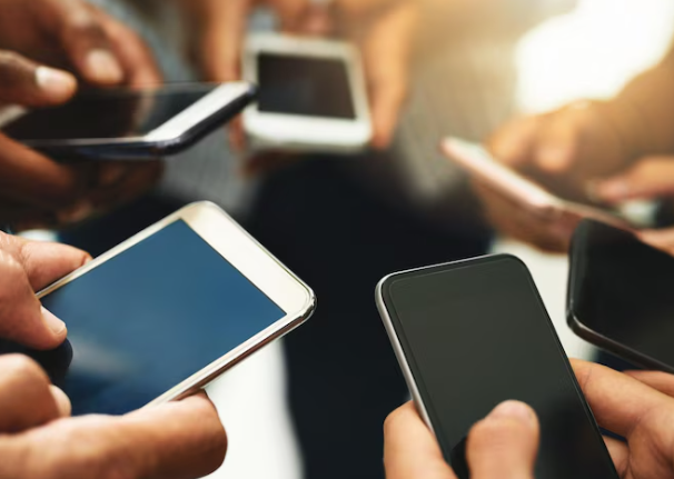 Zašto u Njemačkoj gomilaju milione starih mobilnih telefona