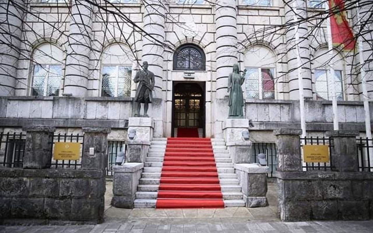 Ministarstvo kulture i medija: Postupanje prema Marunoviću moglo biti motivisano njegovim javnim djelovanjem i javnim izražavanjem stavova