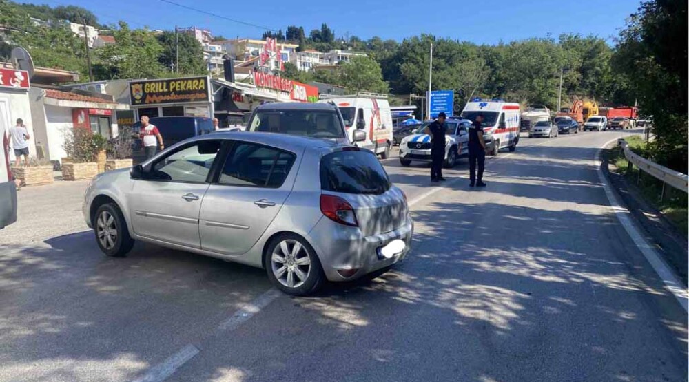 Bar: Četiri osobe povrijeđene u saobraćajnoj nezgodi u naselju Brca
