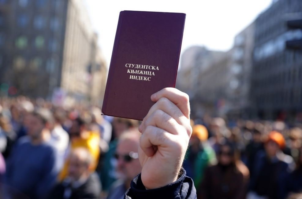 FDU u blokadi: Deset puta više ljudi pritvoreno zbog tri dana protesta nego zbog pada nadstrešnice