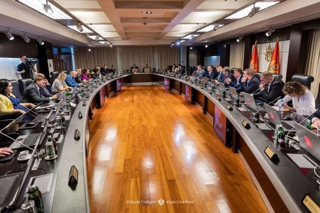 Specijalni kontrolor ANB-a ispred premijera i potpredsjednika Vlade: Buriću plata 2.076 eura, Spajiću 2.048…