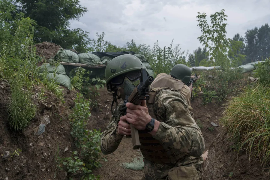 Tanjug/AP Photo/Evgeniy Maloletka
