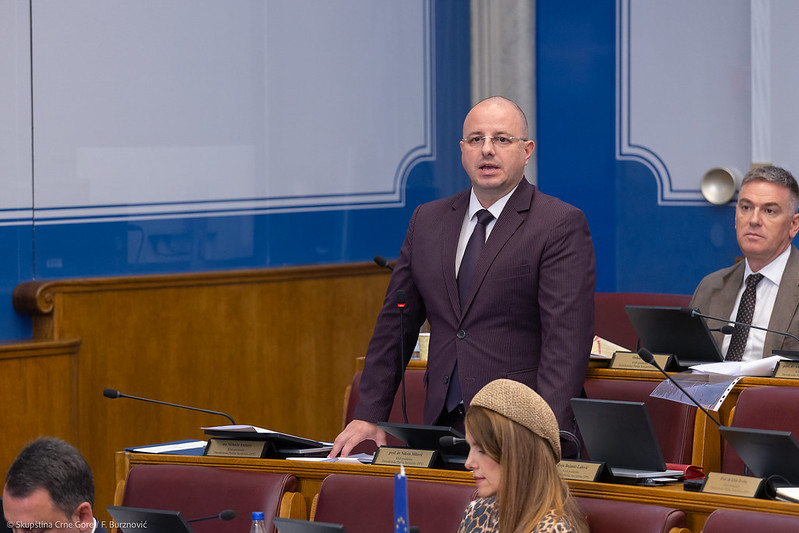 Milović: Povećanjem poreza na dobit na 15 odsto Vlada priznala potpuni fijasko fiskalne strategije
