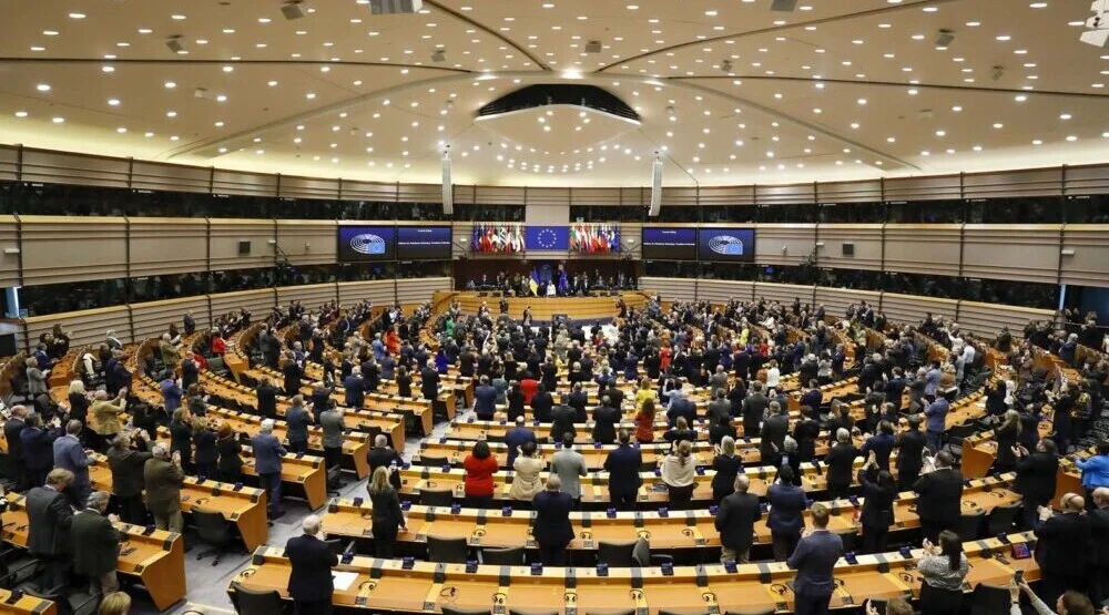 EP odao počast žrtvama genocida u Srebrenici: Srbija da preuzme odgovornost, EU da spriječi da se nešto slično ponovi