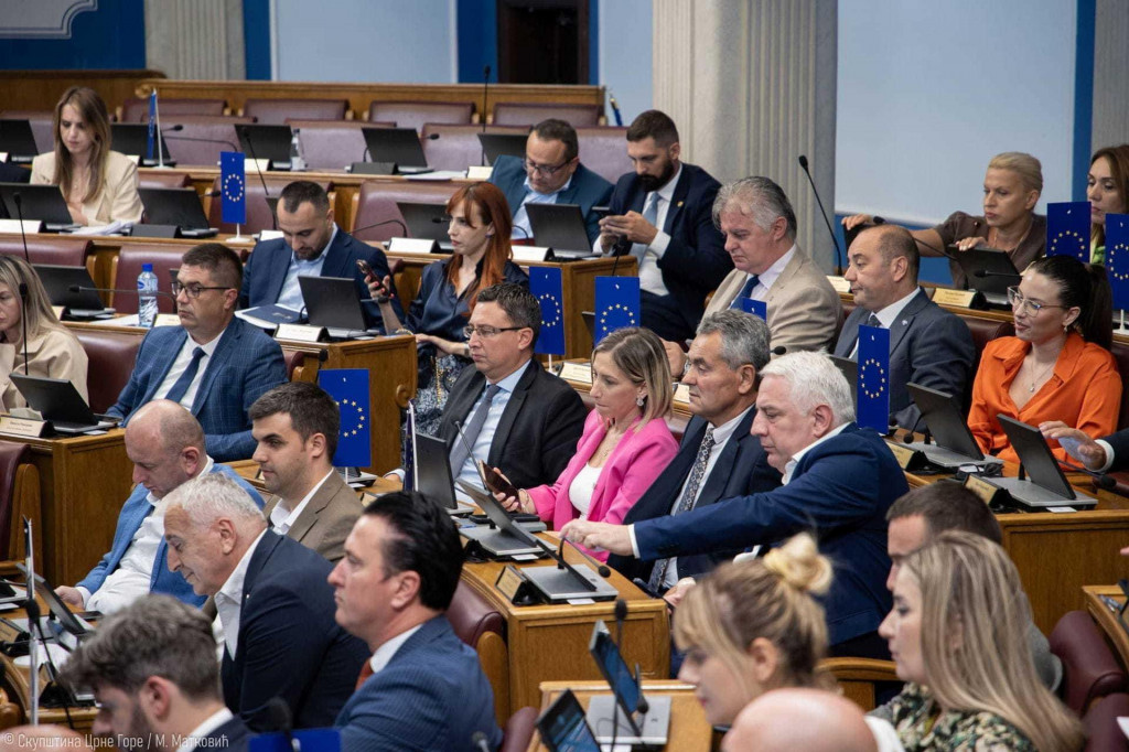 FOTO: SKUPSTINA CG