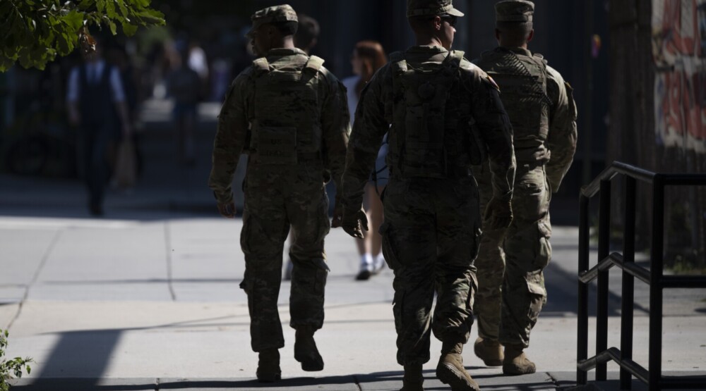 Vašington: Nacionalna garda počela da nosi oružje