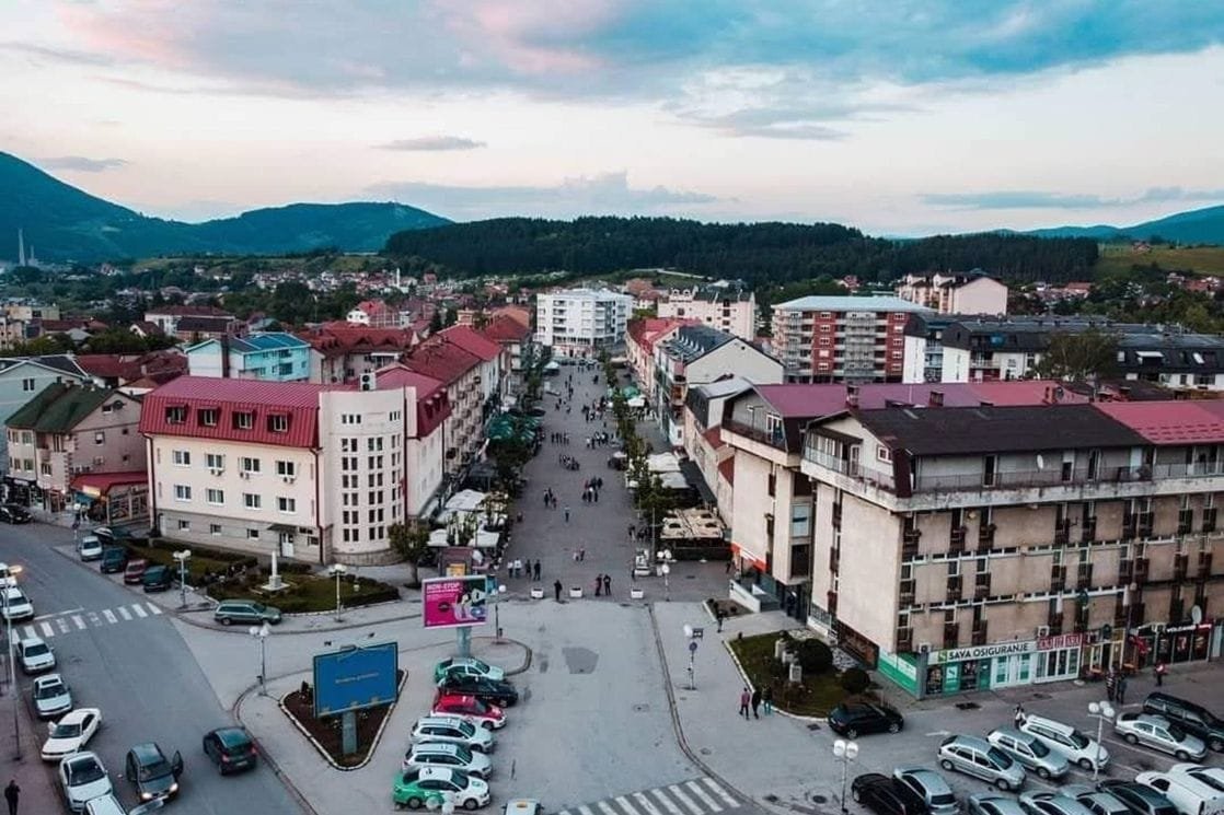 Inspekcija naložila da se spomenik Đurišiću ukloni odmah, najkasnije za tri dana