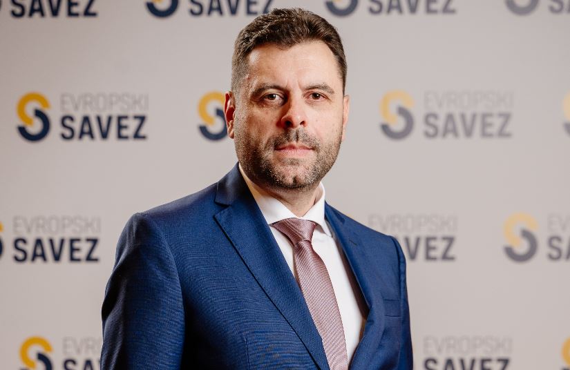 Vujović: Kad Njegoša ,,brane” poklonici zlikovca Pavla Đurišića