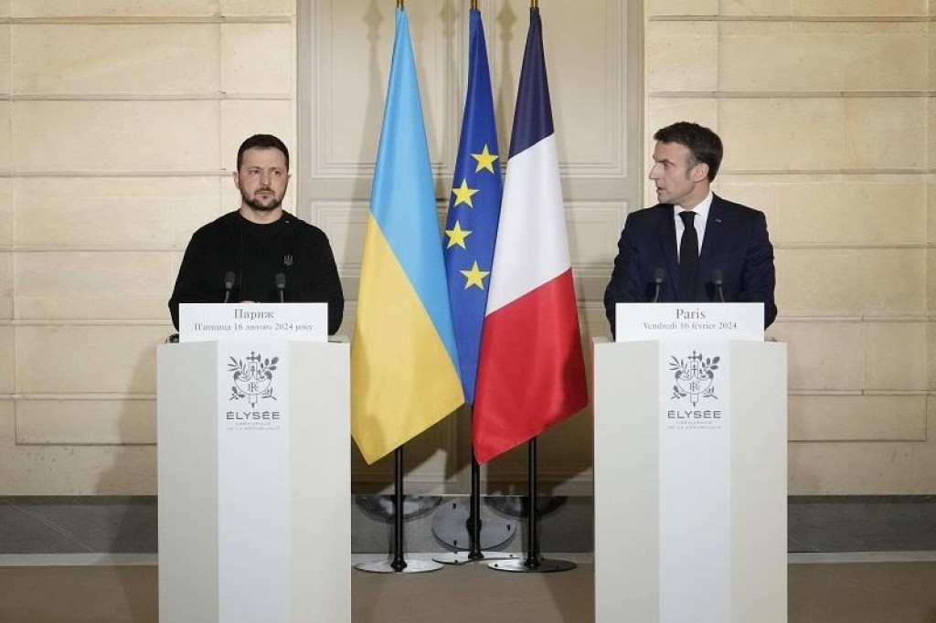 Zelenski i Makron/ - THIBAULT CAMUS/GULIVER/AP PHOTO, POOL
