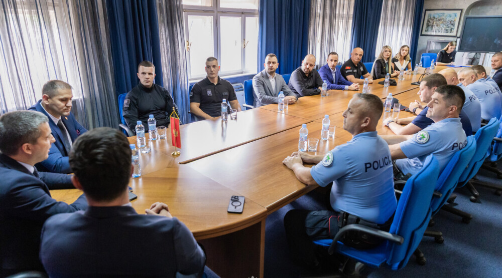 Nagrađeno 18 policijskih službenika za izuzetan doprinos radu