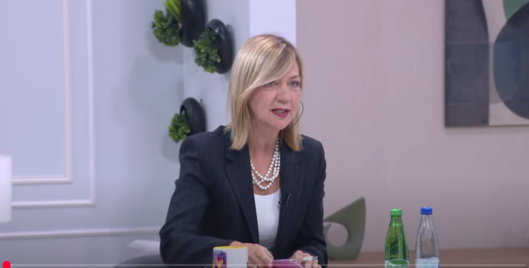 Jutro sa Majom/ Ahiva