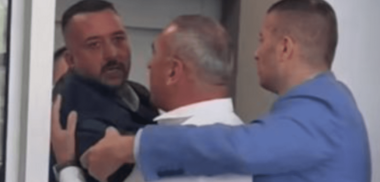 (VIDEO) Potukli se članovi Dodikove i Stevandićeve partije