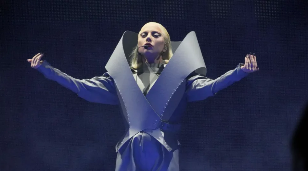 Lejdi Gaga otkazala koncert nekoliko minuta prije početka: Stvarno mi je mnogo žao