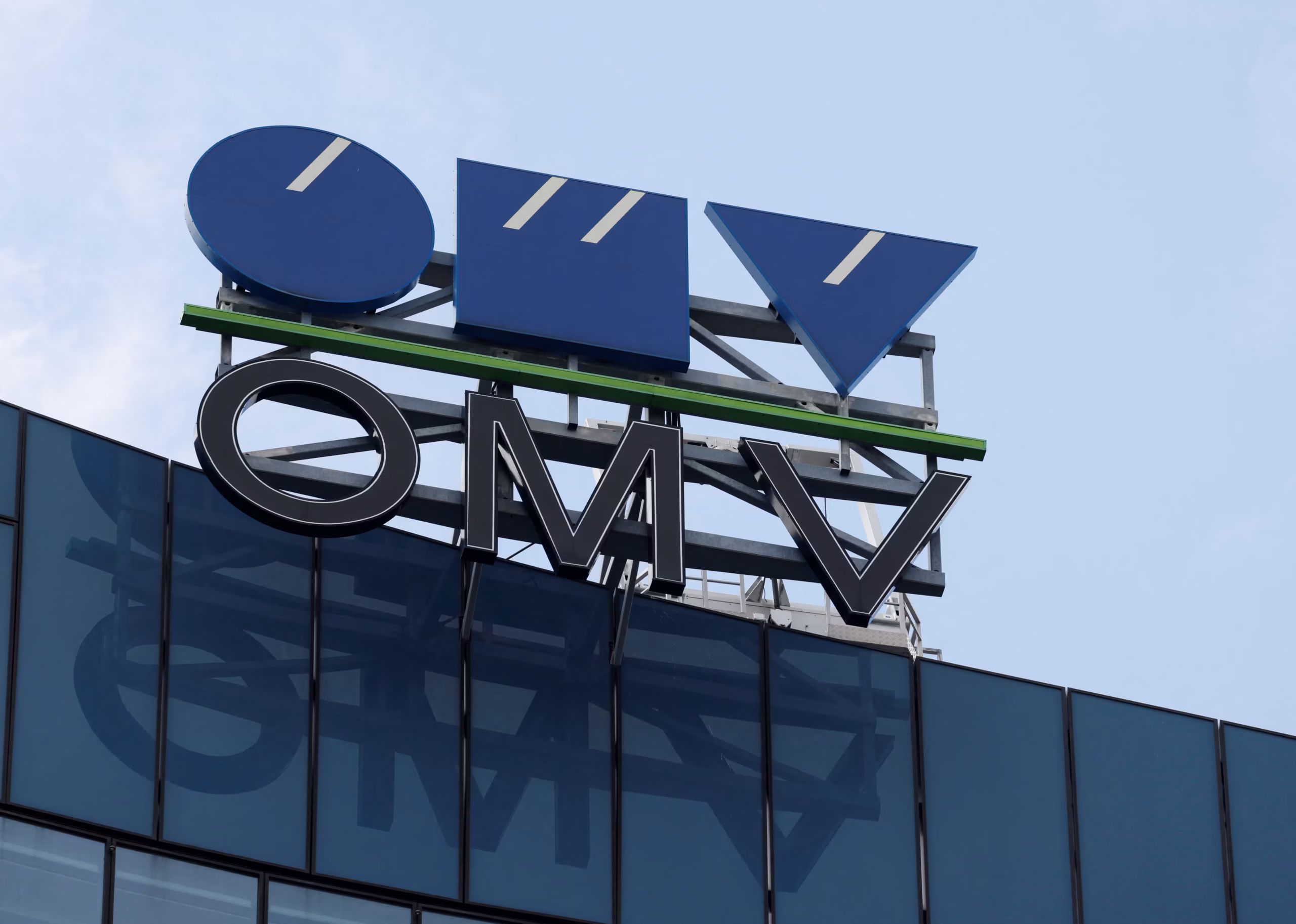 Direktor austrijske kompanije OMV otpušten zbog zbog navodnih veza sa Rusijom