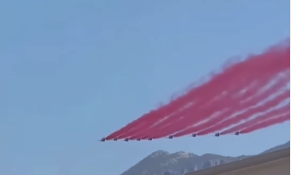 Red Arrows obojili nebo iznad Podgorice i juga Crne Gore